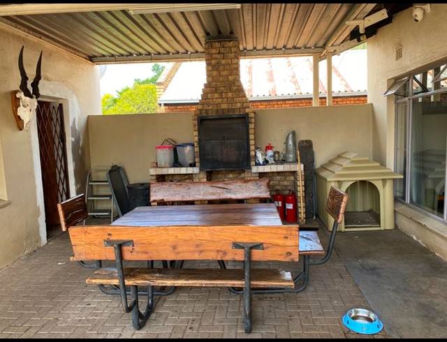 4 BEDROOM HOUSE FOR SALE IN GROENKOL